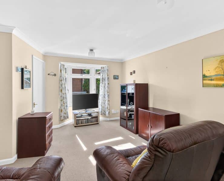 Hale End, Bracknell, RG12